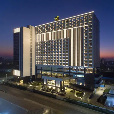 Taj Skyline Ahmedabad-3