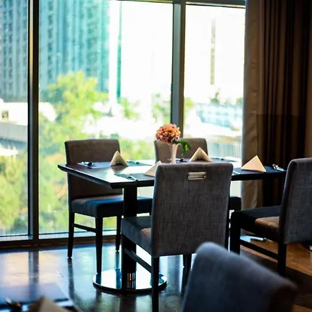Holiday Suites Al Azizia-3