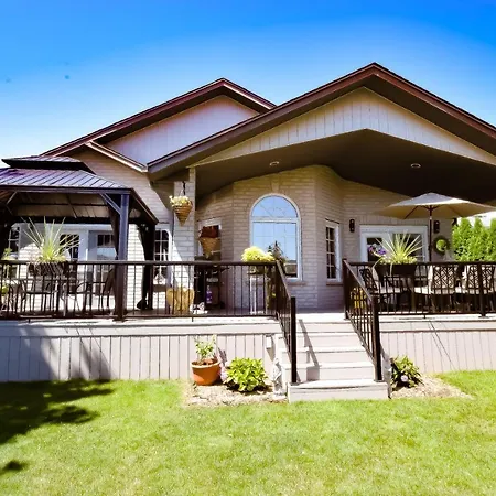Graystone Bed & Breakfast-2