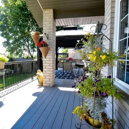 Graystone Bed & Breakfast-3