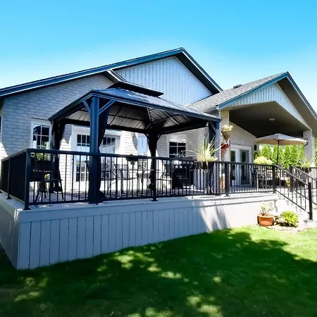 Graystone Bed & Breakfast-3