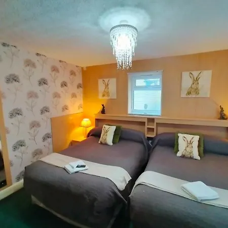 Hotel Babylon-3