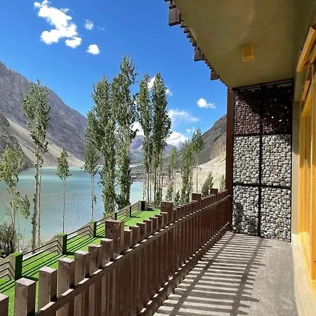 Famree Resort Hunza-2