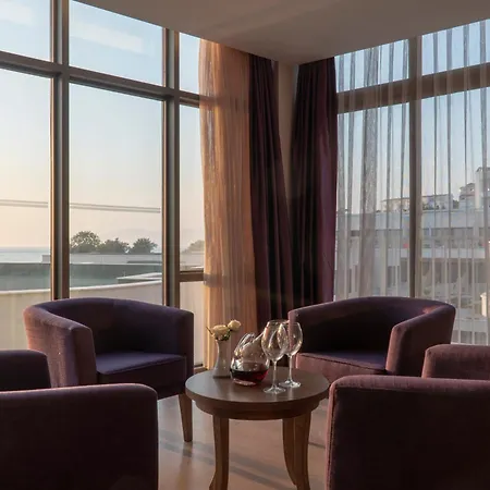 Ladies Beach Suite Hotel (Adults Only)-2