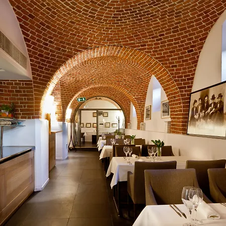 Great Polonia The Granary La Suite Hotel-3