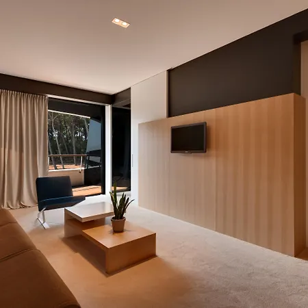 Lone Hotel By Maistra Collection-2