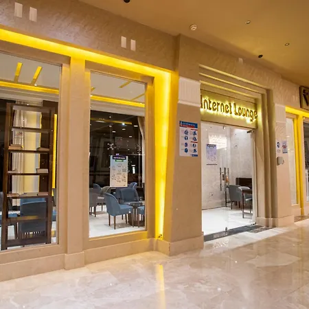 Amc Royal Hotel & Spa-3