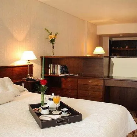 Feir'S Park Hotel & Rooftop-3