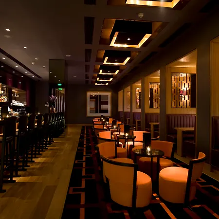 The Fitzwilliam Hotel Belfast-3
