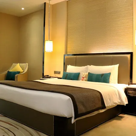 Pacific Regency Hotel Suites-3
