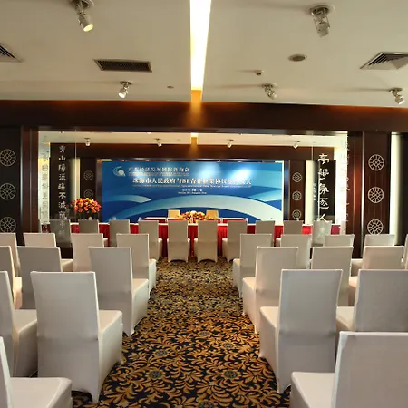 Guangzhou Dong Fang Hotel-3