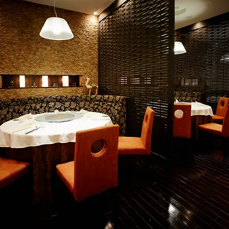 Royal Park Hotel-3