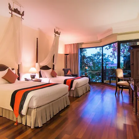 Angkor Palace Resort & Spa-3
