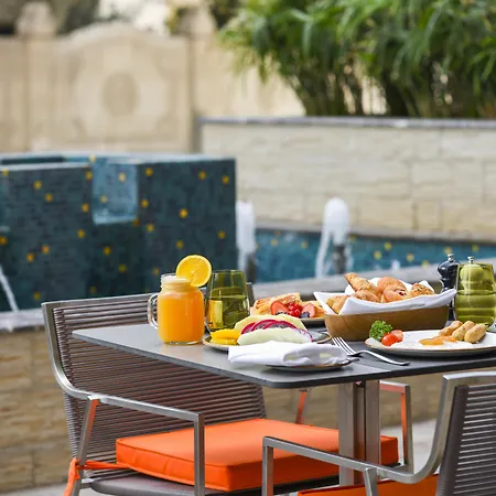 Voco Doha West Bay Suites By Ihg-3