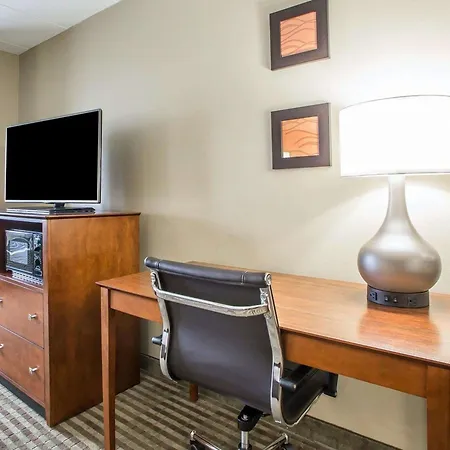 Comfort Inn Hammond I-94-3
