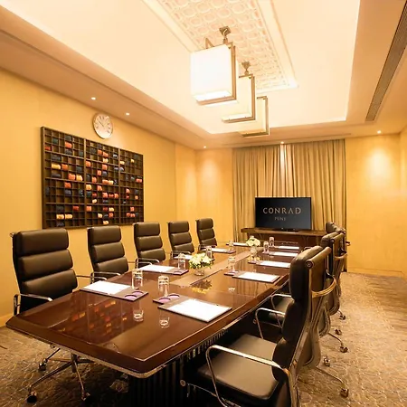 Conrad Pune-2
