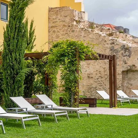 Tandem Palacio Alfama Suites-3