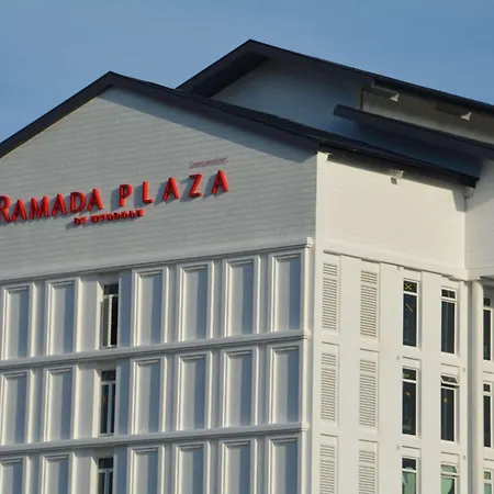 Ramada Plaza By Wyndham Chao Fah Phuket-2