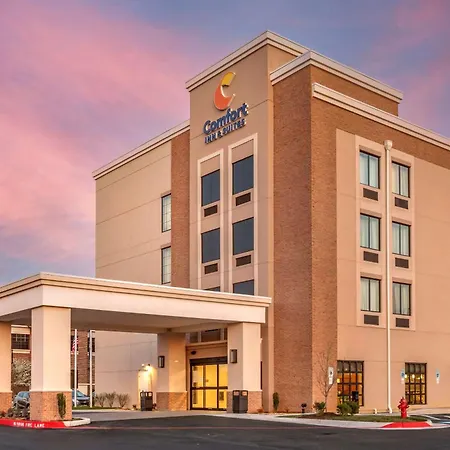 Comfort Inn & Suites Harrisonburg-3