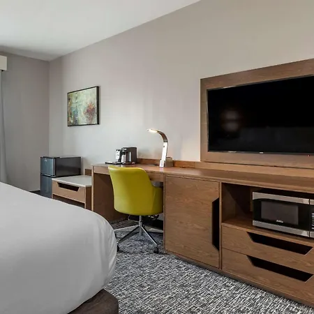 Comfort Suites Greenville Airport-2