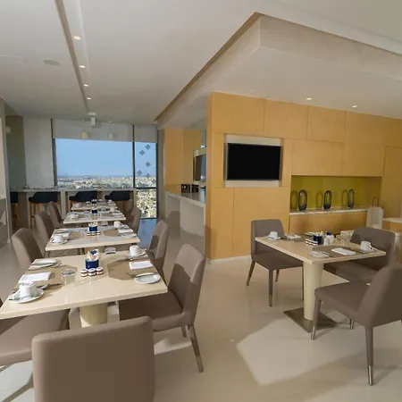 Rotana Corniche-3