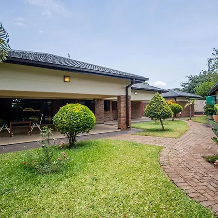 The Victoria Falls Deluxe Suites-3