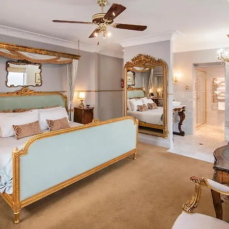 Josephines Luxury Accommodation-3