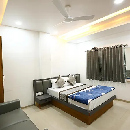 Hotel Green Villa-3