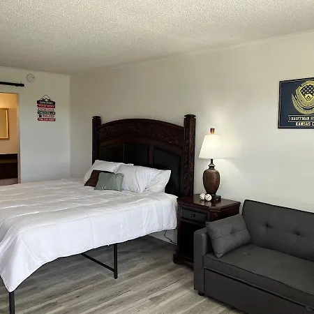 Ballparks Inn-2