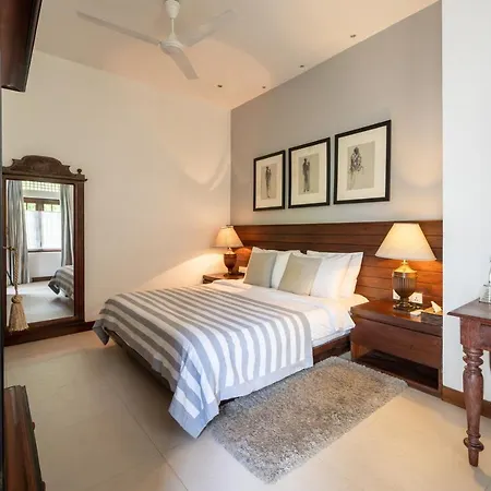 42 Lighthouse Street-3