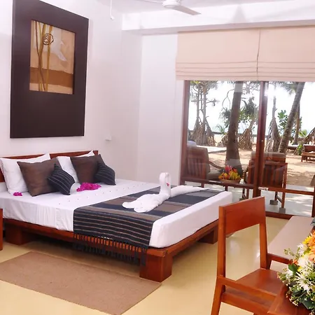 Pandanus Beach Resort & Spa-3