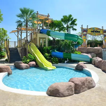 Centre Point Prime Hotel Pattaya-3