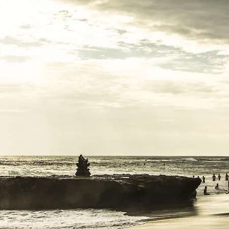 Como Uma Canggu-3