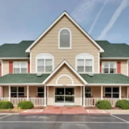 Radiant Inn And Suites-2