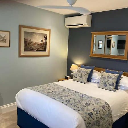 Chestnuts House Boutique B&B-3