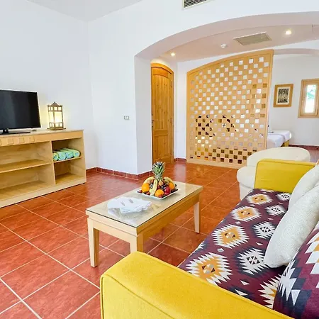 Tamra Beach Resort-2