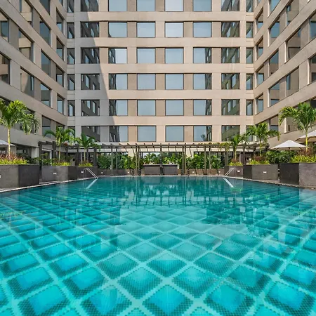 Aurika, Mumbai International Airport - Luxury By Lemon Tree Hotels-3