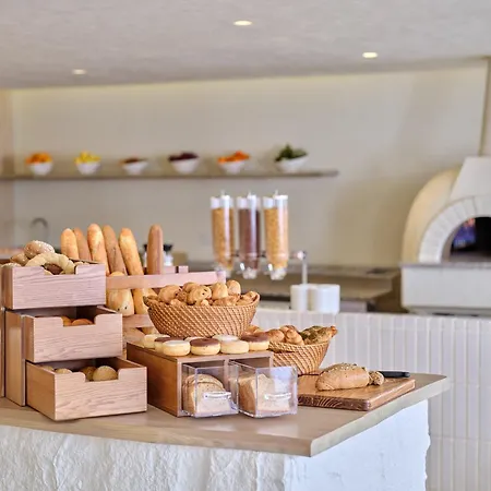 Arabella Beach Hotel Kuwait, Vignette Collection By Ihg-2