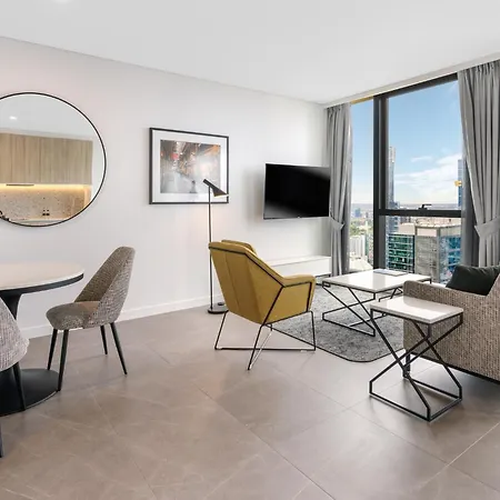Meriton Suites Melbourne-2