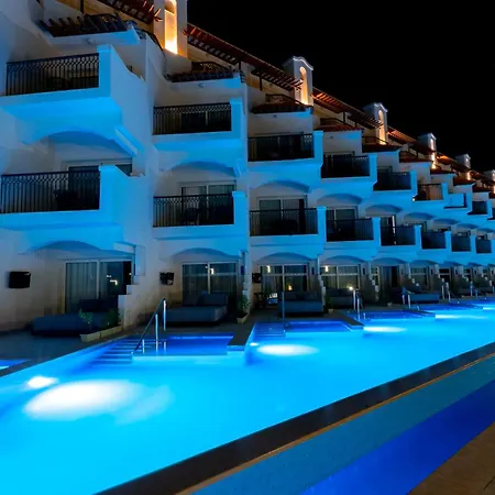 The V Luxury Resort Sahl Hasheesh-3