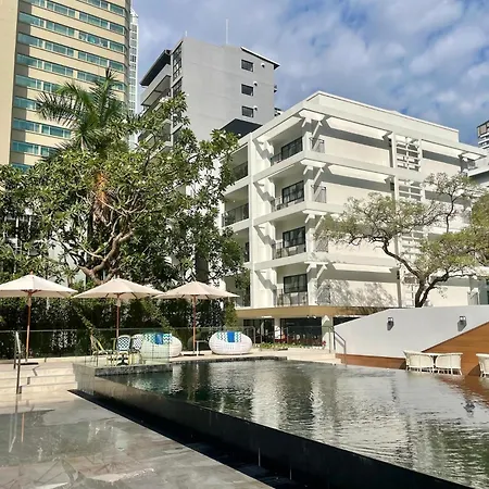 Floral Court Hotel & Residence Sukhumvit 13-2