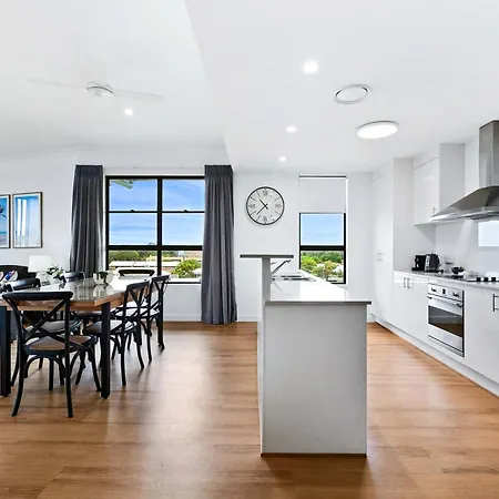 The Bay Apartments-2