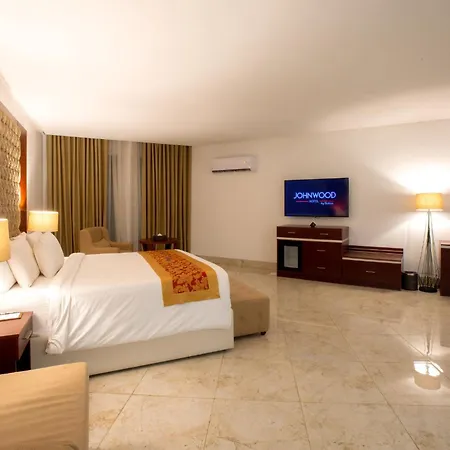 Johnwood Hotel By Bolton-2