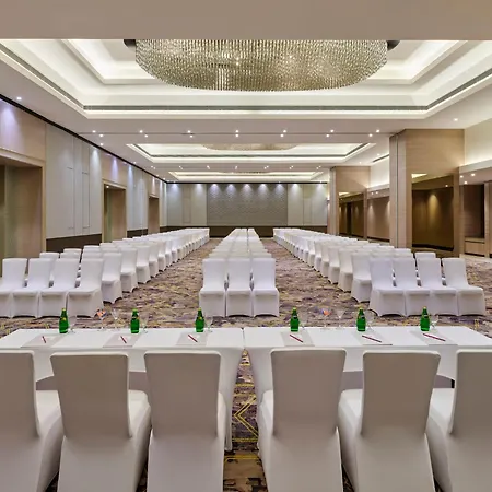 Crowne Plaza Ahmedabad City Centre By Ihg-3