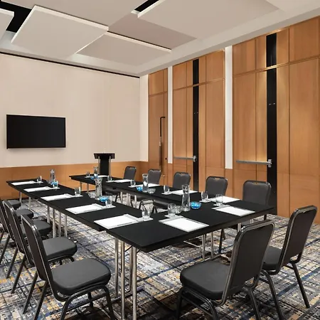 Courtyard By Marriott Colombo-2