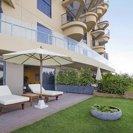 Sun & Moon, Riverside Hotel-2