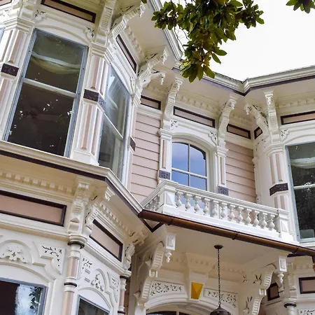 Mccall House Boutique Hotel-2