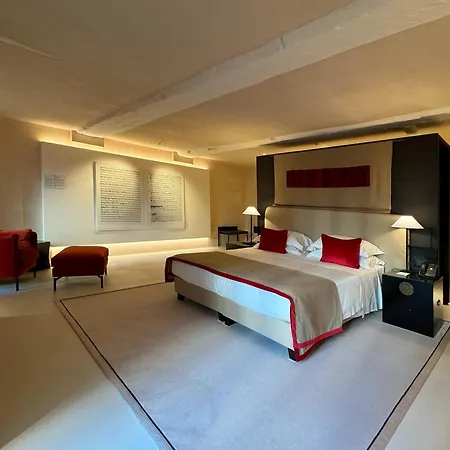 Hotel Palazzo Durazzo Suites-3