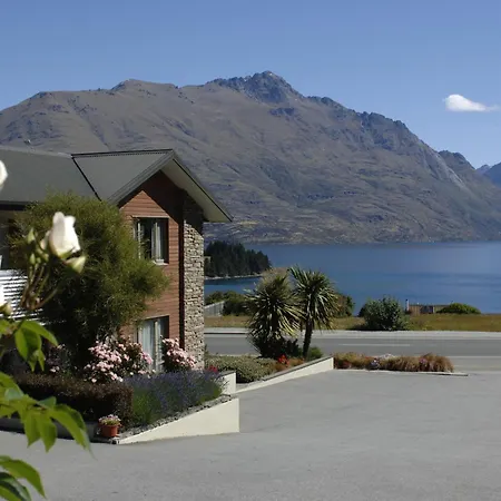 Queenstown Motel Apartments (Adults Only)-2