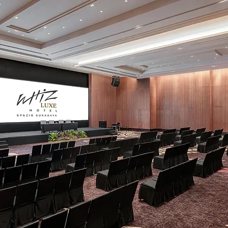 Whiz Luxe Hotel Spazio Surabaya-2